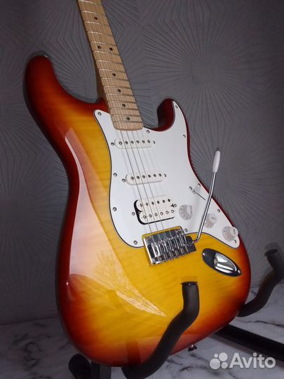 Электрогитара Fender Squier Strat HSS 2023 года