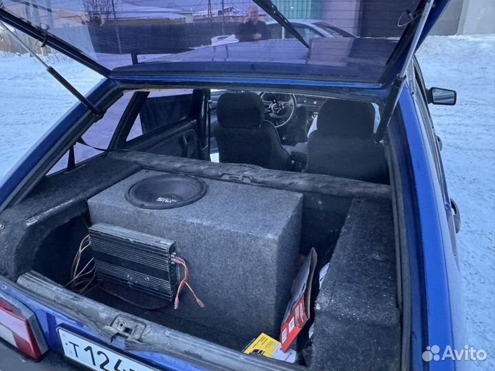 Продам сабвуфер с усилителем