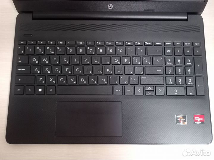 Ноутбук HP 15s-eq2122ur