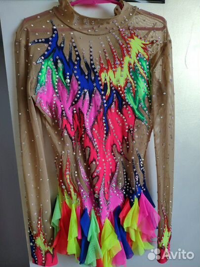 Платье для фигурного катания и гимнастики