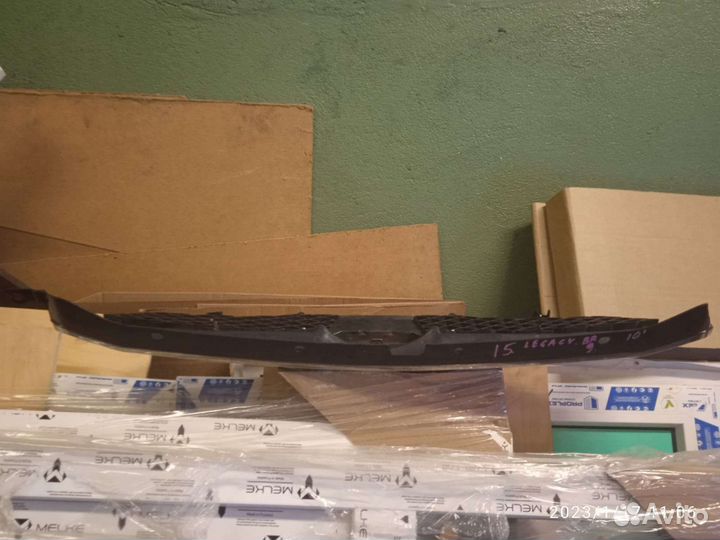 Решётка радиатора Субару