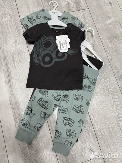 Футболки и брюки 80