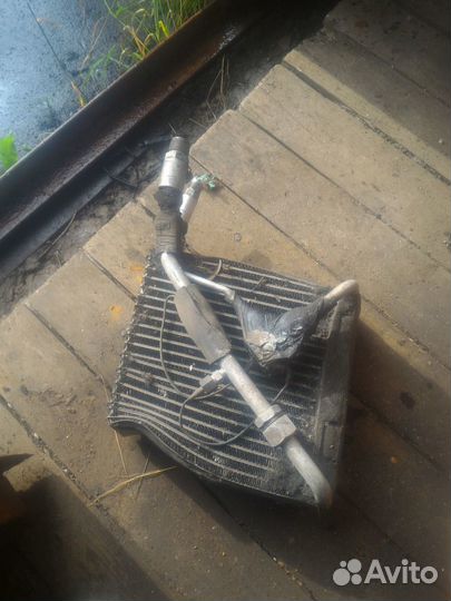 Радиатор кондиционера отопителя Nissan Primera W10