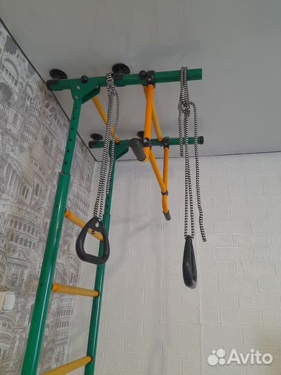 Шведская стенка с турником бу