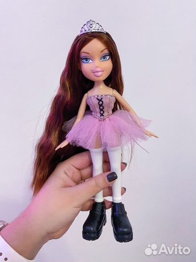 Кукла Bratz Фиби