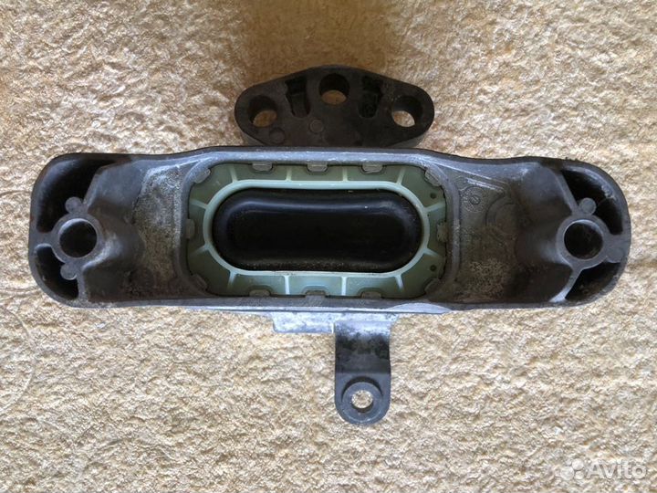 Опора двигателя передняя левая шевроле круз