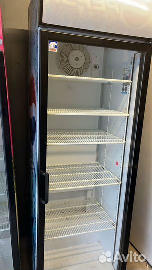 Шкафы холодильные для напитков
