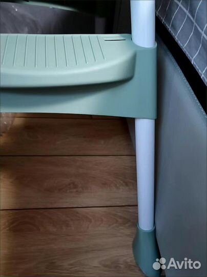 Столик для кормления ребенка