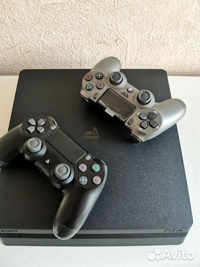 Sony Ps4 1tb 2208В 50+ игр + 2 Джойстика