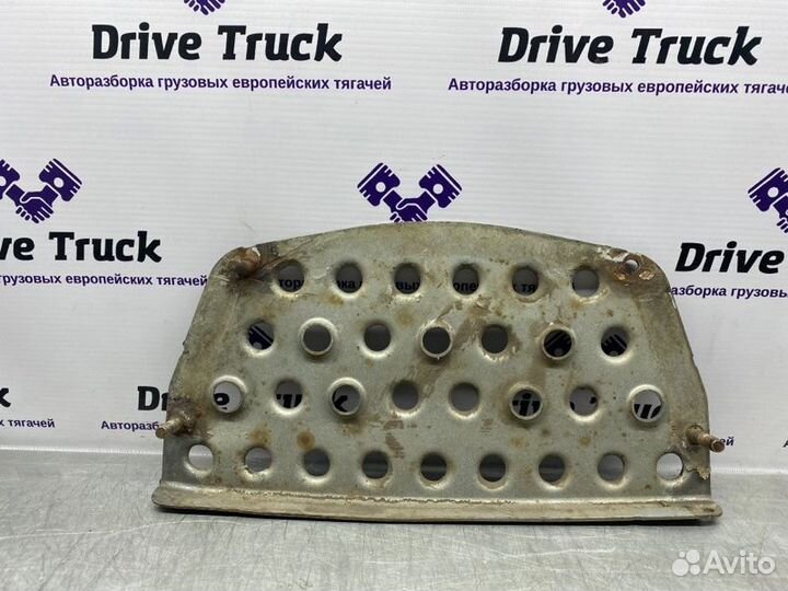 Площадка подножки Man Tga 26.413 D2866LF28