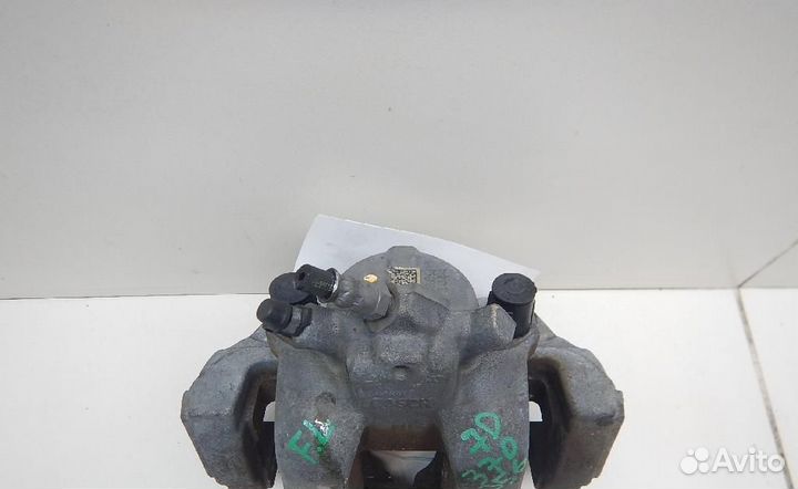 Суппорт тормозной передний левый BMW 1-Series (F20