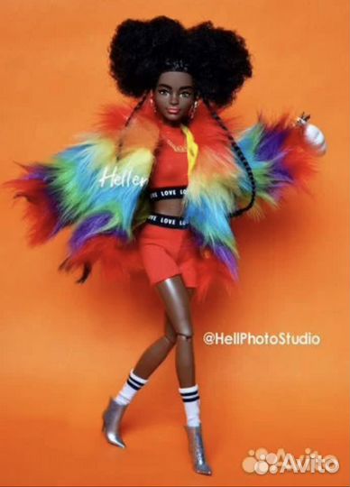 Кукла Барби. Barbie Extra серия 1 в радужной шубе