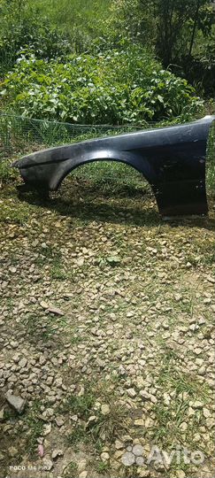 Крылья на BMW e32