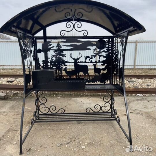 Мангал с крышей