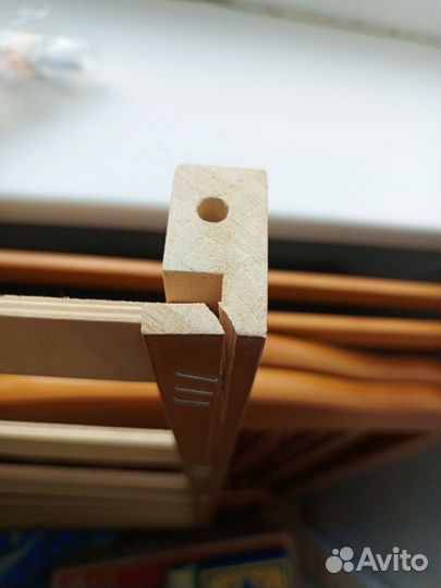 Детская кроватка с маятником