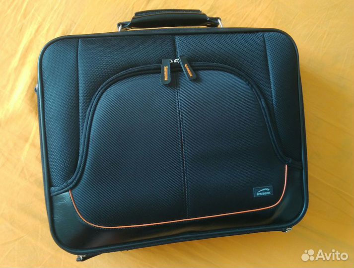 Профессиональная сумка для ноутбука. Новая. Торг