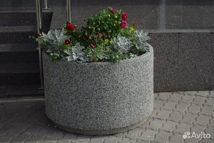 Вазон бетонный Степ