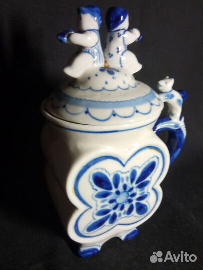 Кружка с крышкой. Гжель