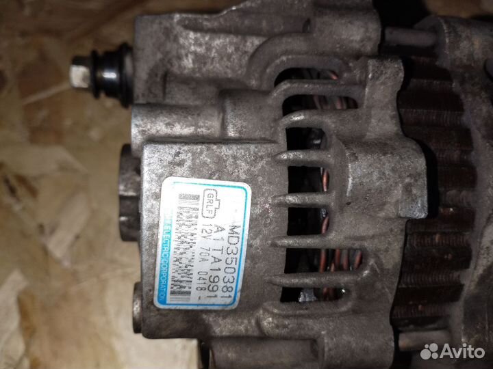 Генератор на Mitsubishi pajero mini 4a30