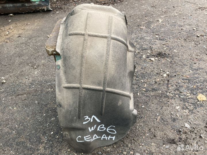 Задний левый подкрылок Фольксваген пассат б6