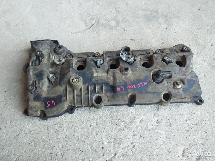 Клапанная крышка Toyota Land Cruiser 200 4.5