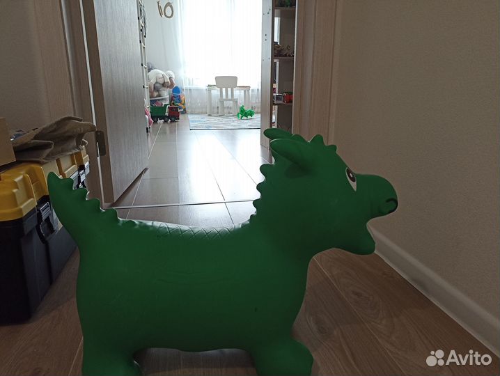 Прыгун Дракон