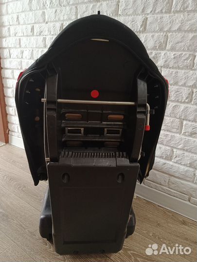 Детское автокресло