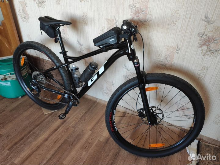 Горный велосипед GT Avalanche Comp 29 M