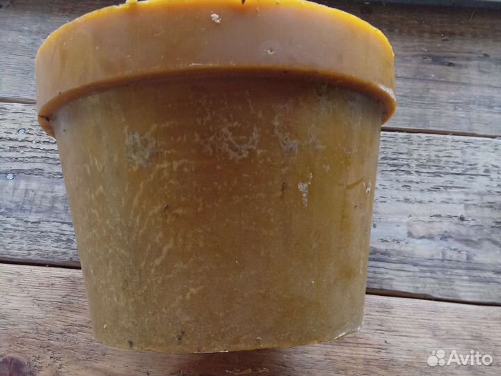 Воск пчелиный