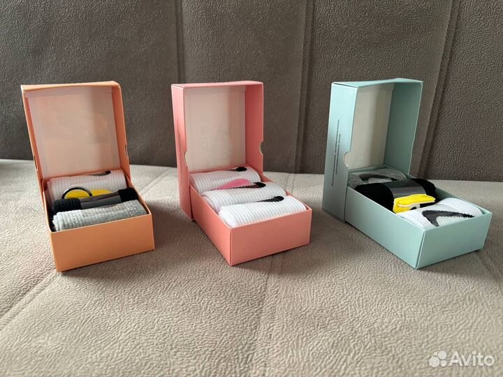 Подарочные носки женские с брелком