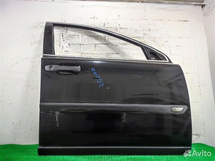 Дверь передняя правая Volvo XC90 2006