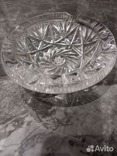 Хрустальная пепельница