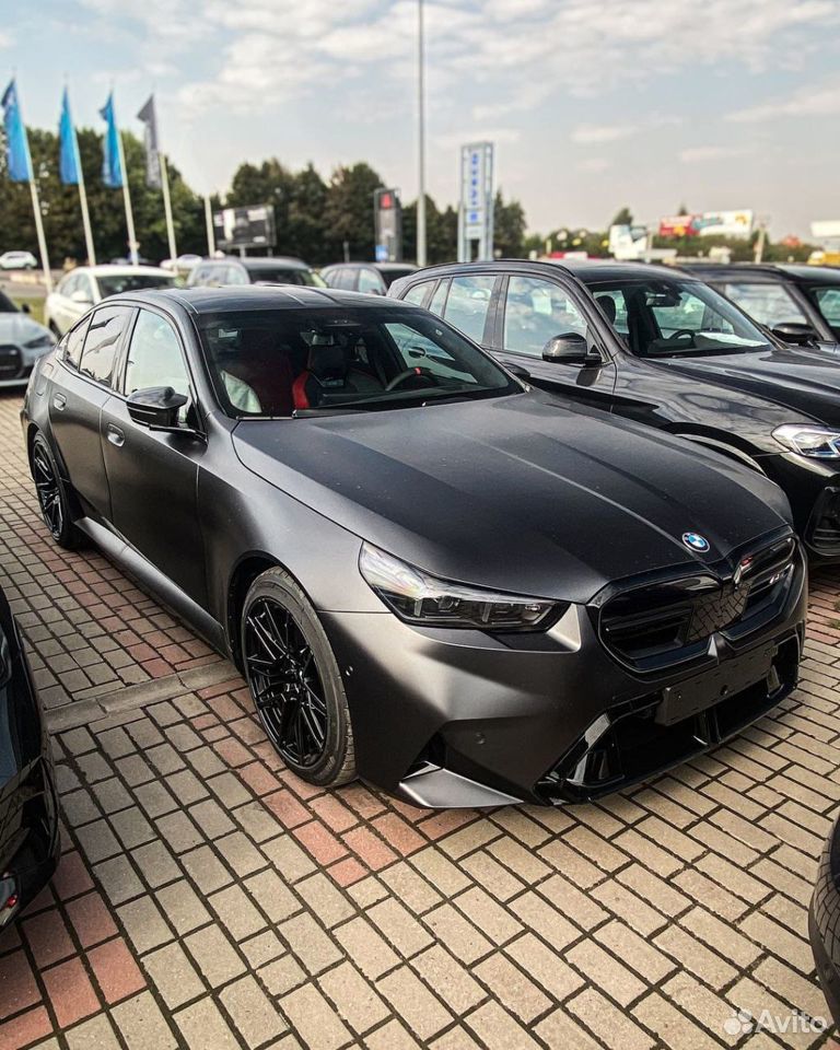 BMW M5 4.4 AT, 2024, 95 км