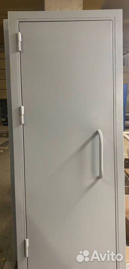Двери тамбурные, подъездные