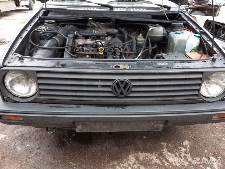 Решётка радиатора гольф 2