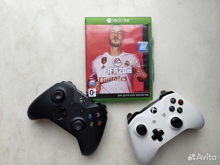 Приставка xbox ONE X 1tb в идеале