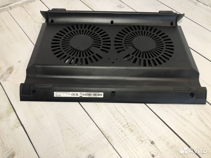 Подставка с охлождением для ноутбука