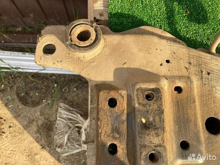 Балка подмоторная Focus 2