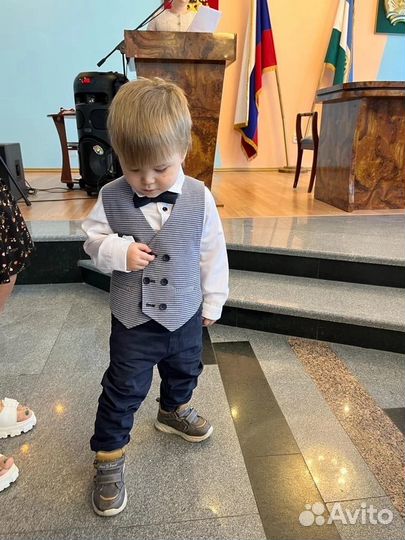 Костюм тройка для мальчика 92