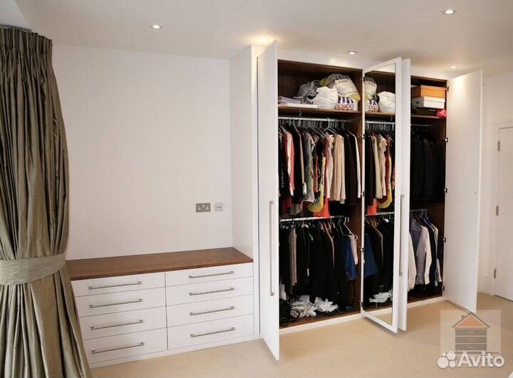 Стенка в гостиную