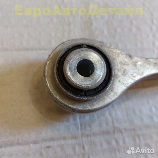 Стойка переднего стабилизатора VW Touareg 3 CR7