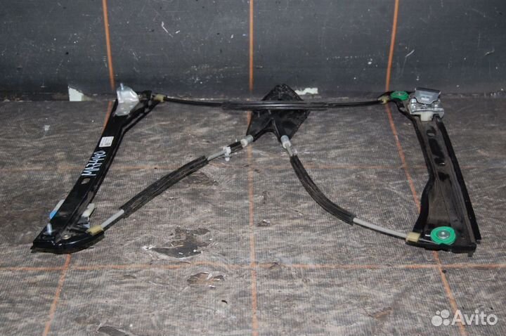 Стеклоподъёмник передний правый - Volkswagen Polo