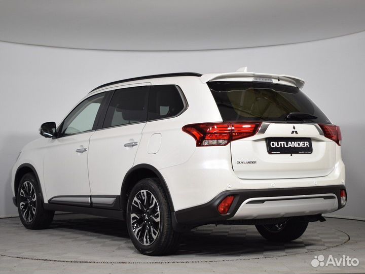 Mitsubishi Outlander 2 CVT, 2022