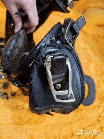 Крепления для сноуборда ride