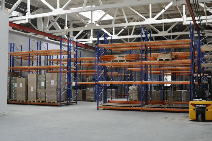 Склад, 1100 м² Ответственное хранение