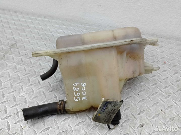 Бачок расширительный Audi A6 C6 4F0121403T
