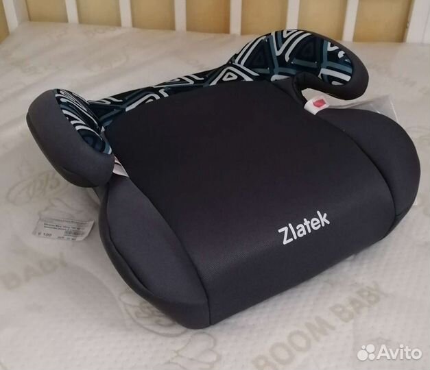 Автокресло бустер 22-36кг новый