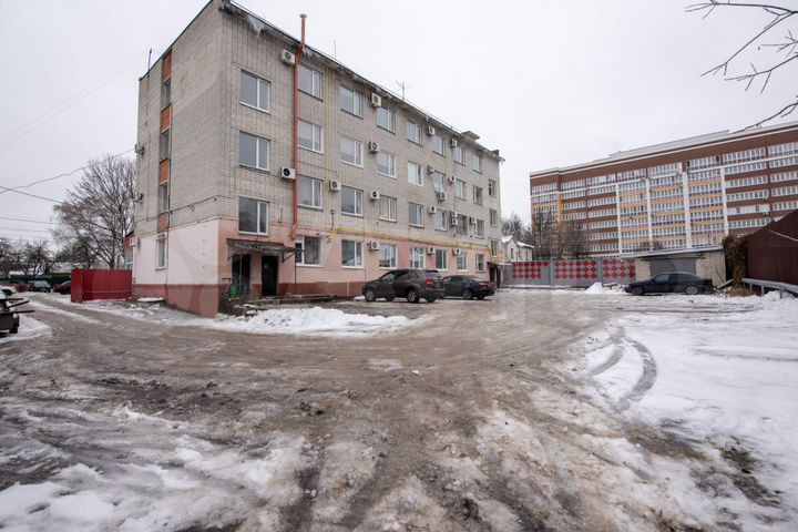 Офисное здание 1620 м²