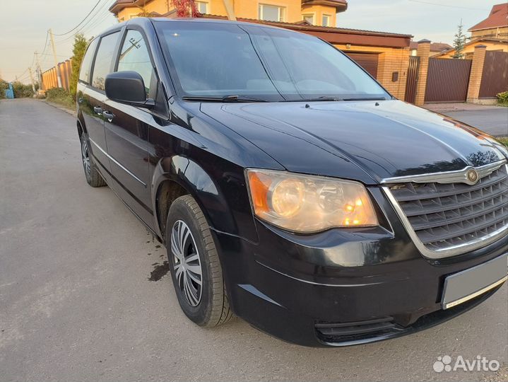 Chrysler Town & Country 3.3 AT, 2007, 170 000 км