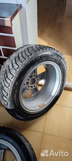 Michelin X-Ice North 4 205/55 R16